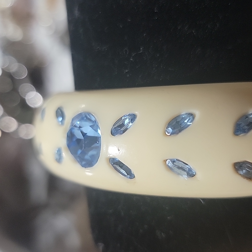 Bracelet - Picture 2 of 4